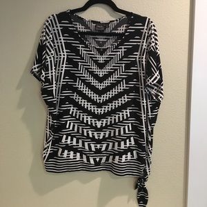 Rafaella black and cream crisscross striped size M